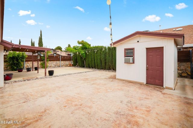 1726 Nesting Place, El Paso, TX 79936