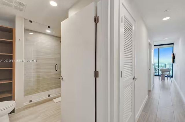 580 72nd 1713, Miami Beach, FL 33141