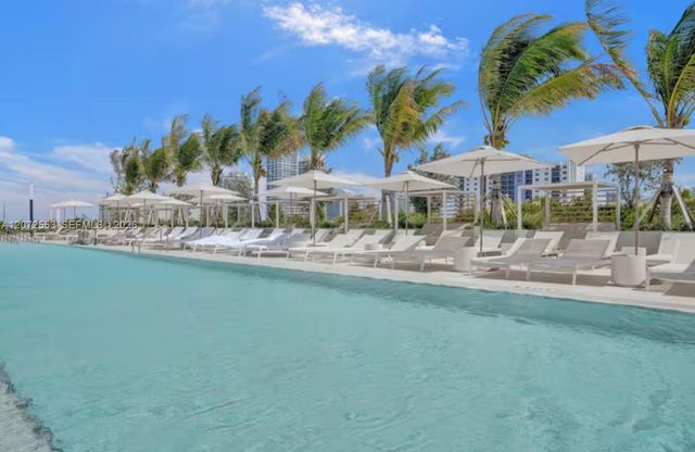 580 72nd 1713, Miami Beach, FL 33141
