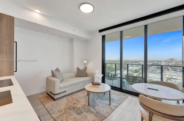 580 72nd 1713, Miami Beach, FL 33141