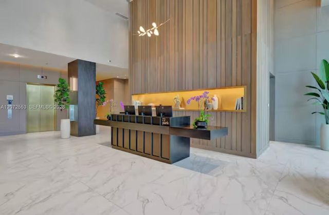 580 72nd 1713, Miami Beach, FL 33141