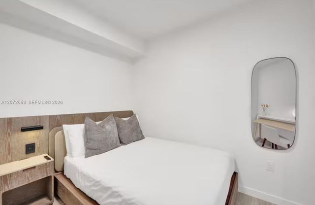 580 72nd 1713, Miami Beach, FL 33141
