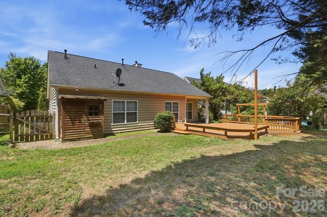 7015 Lenhart Drive, Charlotte, NC 28226