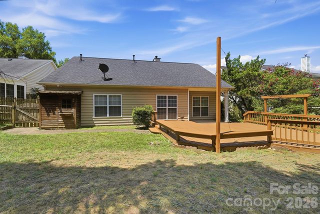 7015 Lenhart Drive, Charlotte, NC 28226