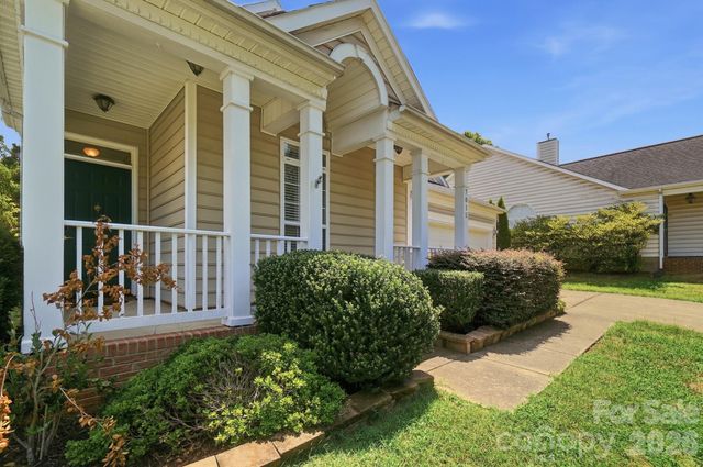 7015 Lenhart Drive, Charlotte, NC 28226