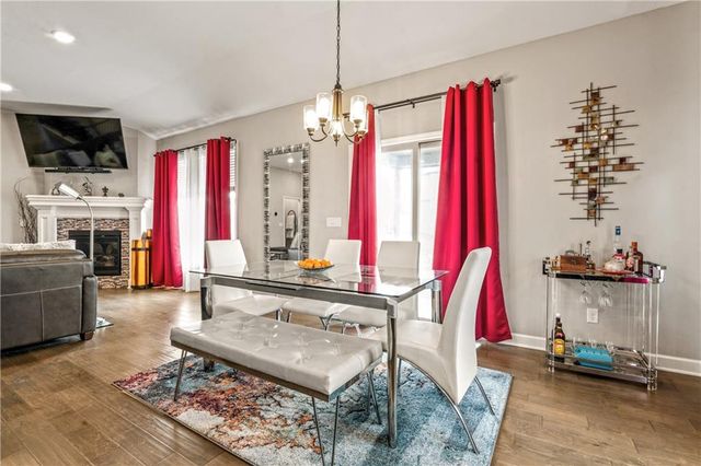 1829 NE Riley Drive, Lee's Summit, MO 64086