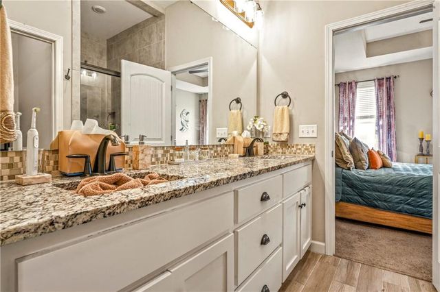 1829 NE Riley Drive, Lee's Summit, MO 64086