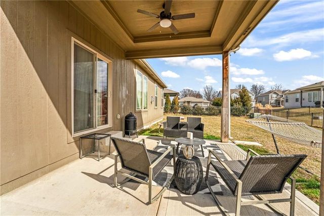 1829 NE Riley Drive, Lee's Summit, MO 64086