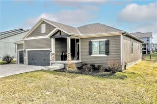 1829 NE Riley Drive, Lee's Summit, MO 64086