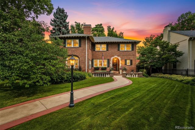 5525 E 17th Avenue Parkway, Denver, CO 80220