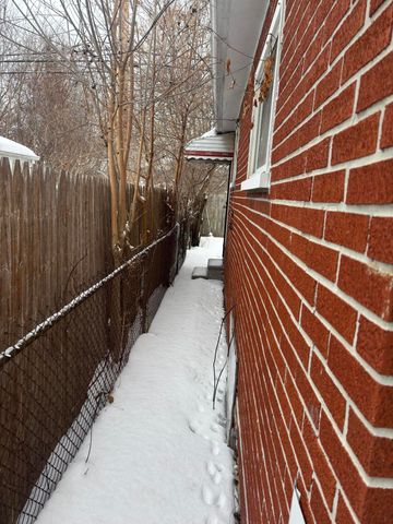 6893 Plainview Avenue, Detroit, MI 48228