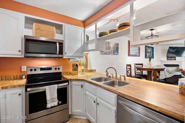 3940 Echo Farms Boulevard, Wilmington, NC 28412