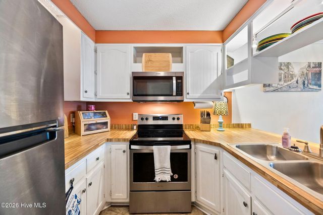 3940 Echo Farms Boulevard, Wilmington, NC 28412