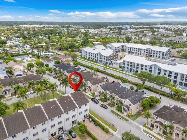 27021 SW 140th Path 27021, Homestead, FL 33032
