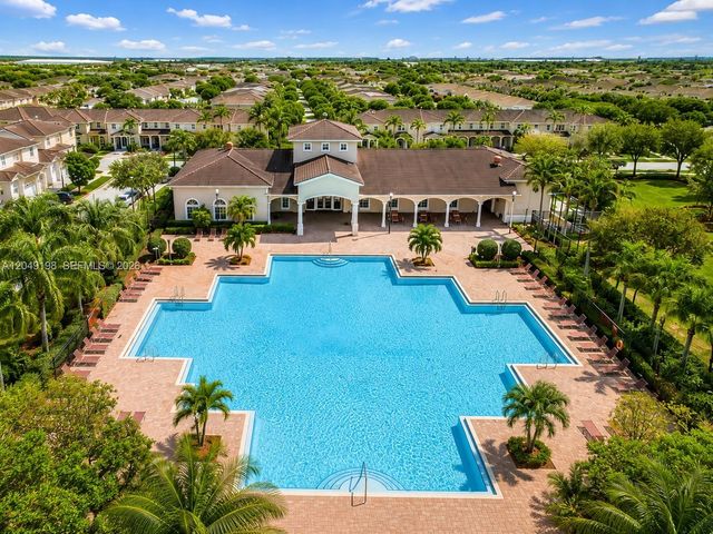 27021 SW 140th Path 27021, Homestead, FL 33032