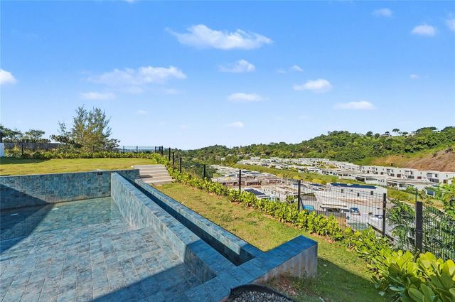 Monte azul MONTEAZUL, Guaynabo, PR 00969