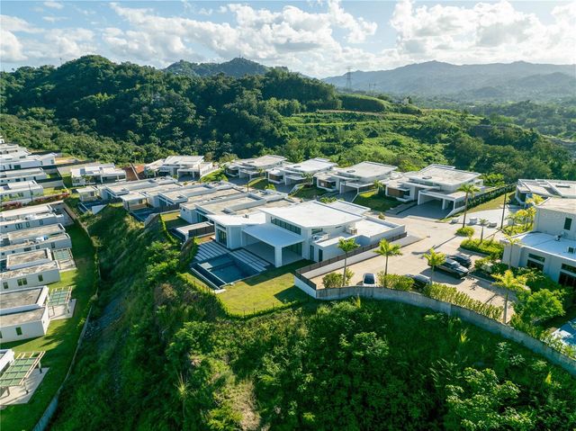 Monte azul MONTEAZUL, Guaynabo, PR 00969