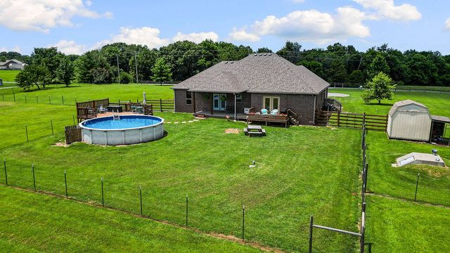 11264 Bareback Hollow Road, Gravette, AR 72736