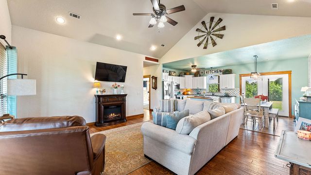 11264 Bareback Hollow Road, Gravette, AR 72736