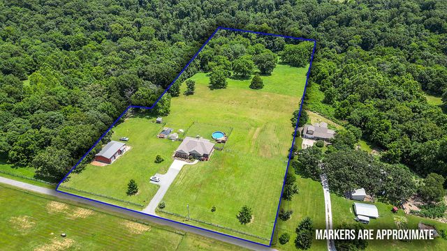 11264 Bareback Hollow Road, Gravette, AR 72736
