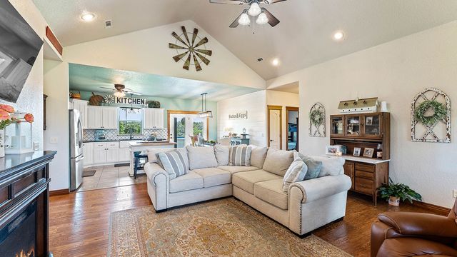 11264 Bareback Hollow Road, Gravette, AR 72736