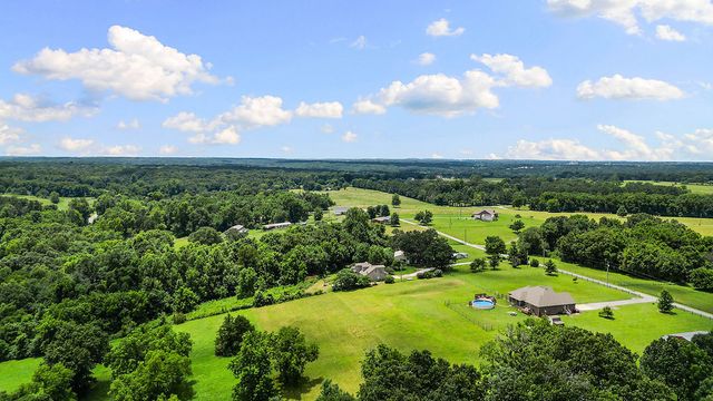 11264 Bareback Hollow Road, Gravette, AR 72736