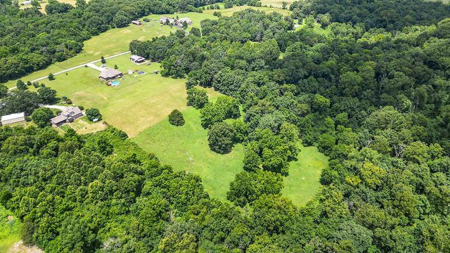 11264 Bareback Hollow Road, Gravette, AR 72736