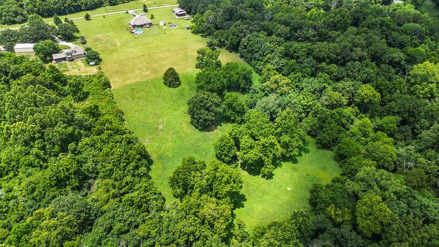 11264 Bareback Hollow Road, Gravette, AR 72736