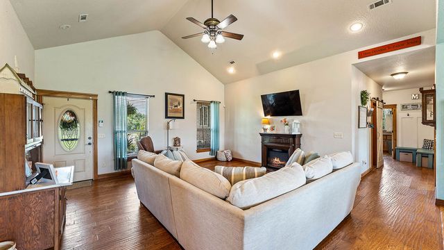 11264 Bareback Hollow Road, Gravette, AR 72736