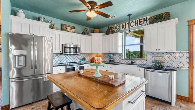 11264 Bareback Hollow Road, Gravette, AR 72736