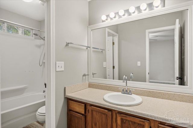 924 Emily Cir, Ft Walton Beach, FL 32547