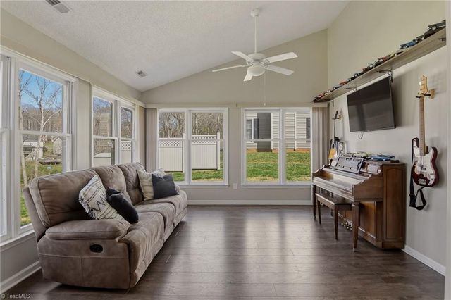 274 Winfield Drive, King, NC 27021