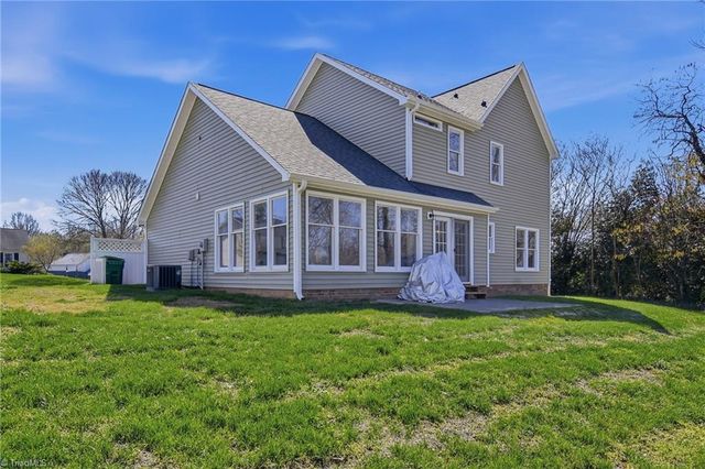 274 Winfield Drive, King, NC 27021