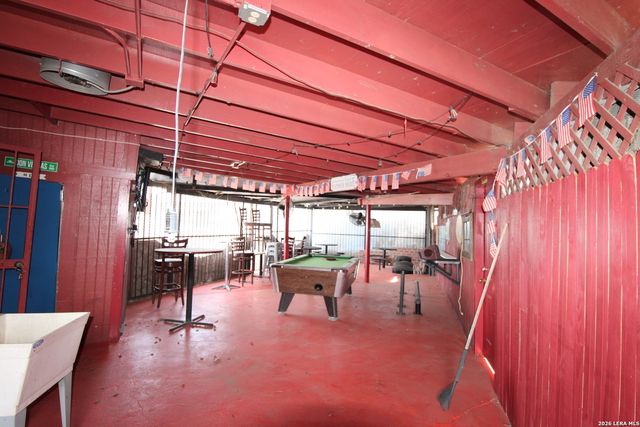 439 Fredericksburg, San Antonio, TX 78201