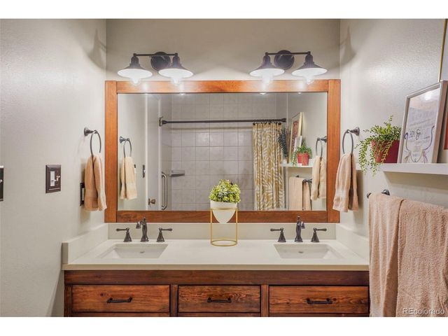 3262 S Oneida Way, Denver, CO 80224