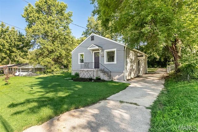 1377 Heydt Avenue, Dellwood, MO 63135