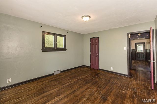 1377 Heydt Avenue, Dellwood, MO 63135