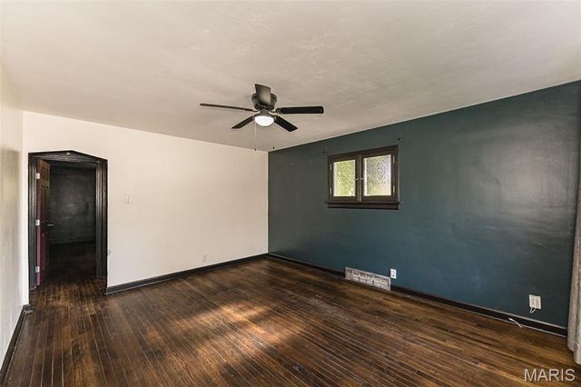 1377 Heydt Avenue, Dellwood, MO 63135