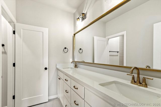 1420 N 70 Street, Broken Arrow, OK 74014