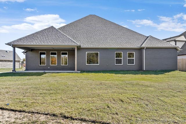 1420 N 70 Street, Broken Arrow, OK 74014