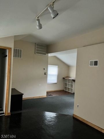 715 Park Ave, Union Beach Boro, NJ 07735