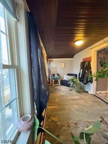 715 Park Ave, Union Beach Boro, NJ 07735