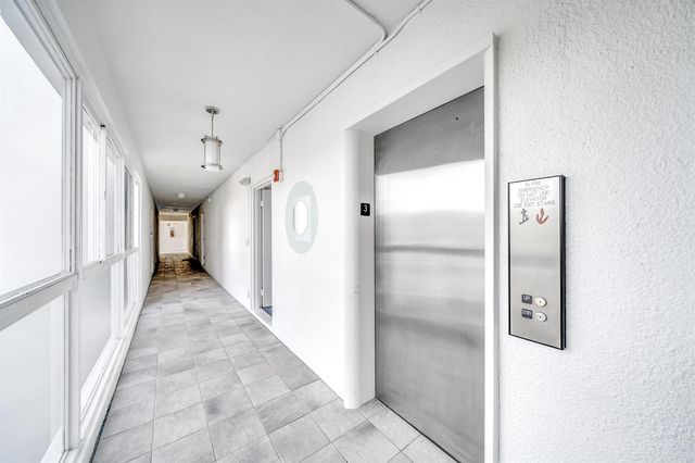 850 NE Spanish River Boulevard 33, Boca Raton, FL 33431