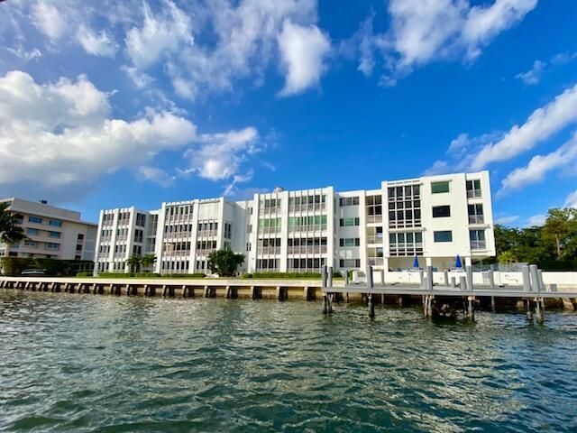 850 NE Spanish River Boulevard 33, Boca Raton, FL 33431
