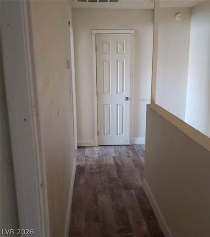 5126 Golden Lane A, Las Vegas, NV 89119