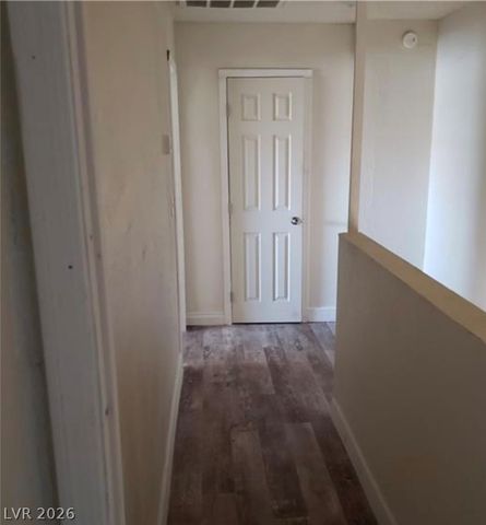 5126 Golden Lane A, Las Vegas, NV 89119