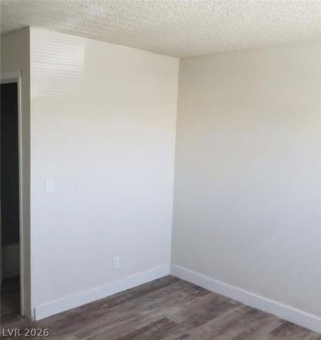 5126 Golden Lane A, Las Vegas, NV 89119