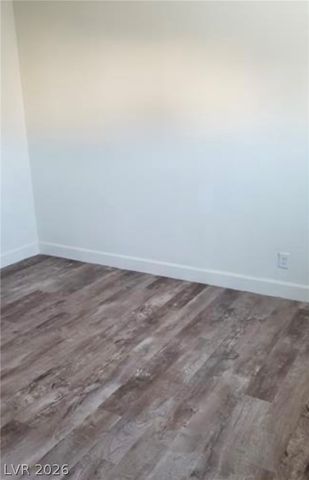 5126 Golden Lane A, Las Vegas, NV 89119