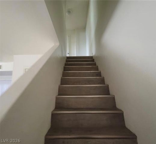 5126 Golden Lane A, Las Vegas, NV 89119