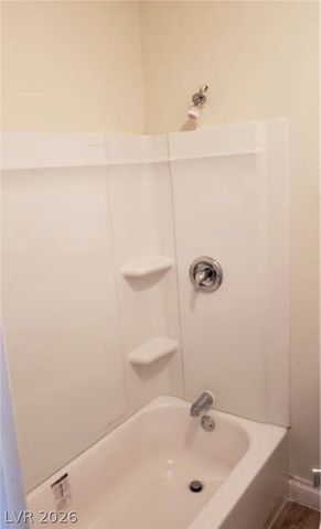 5126 Golden Lane A, Las Vegas, NV 89119